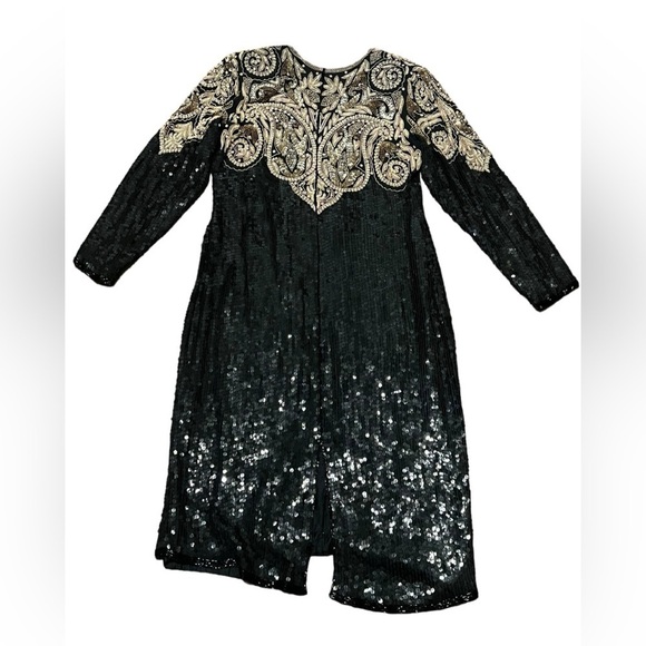 Cache vintage 100% silk black and gold long sleeve fully sequins and beaded gown - Picture 4 of 16